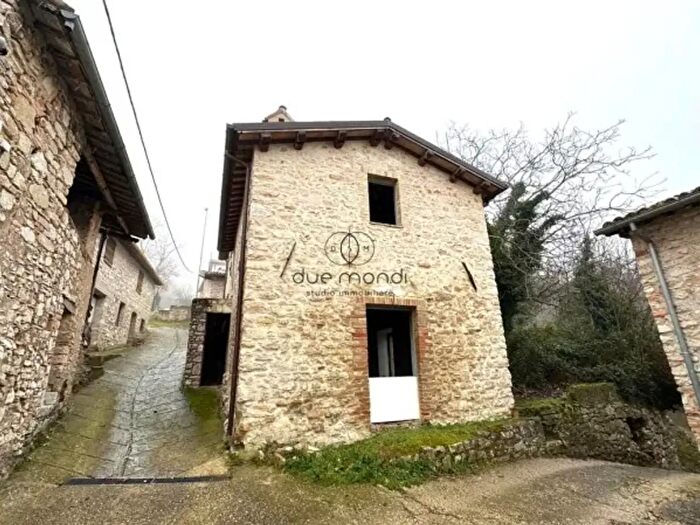 Casa trilocale in vendita in Località Meggiano, Spoleto