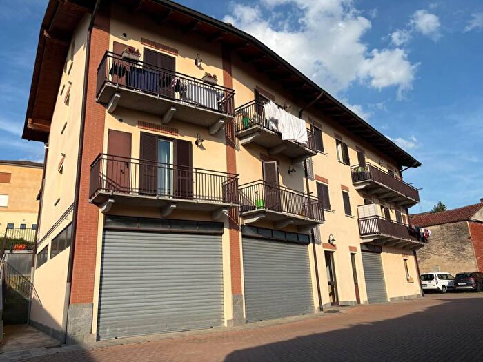 Appartamento bilocale in affitto in Strada Savona, Centro, Poirino