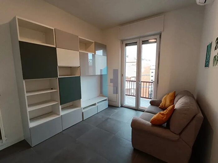 Appartamento bilocale in affitto in Via San Zeno, Brescia