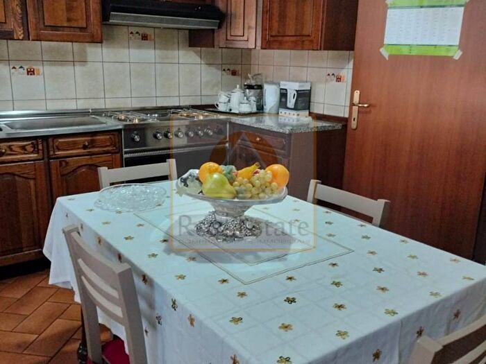 Appartamento con 5 locali in affitto in Via Roma, Barbarasco, Tresana