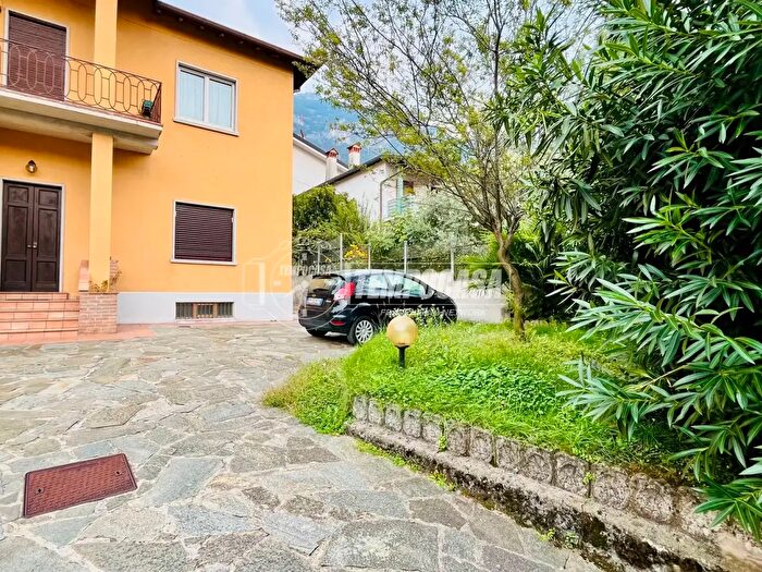 Appartamento trilocale in vendita in Lecco