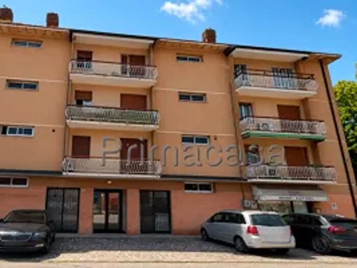 Appartamento in vendita in Via Giovanni Pascoli, Carpi