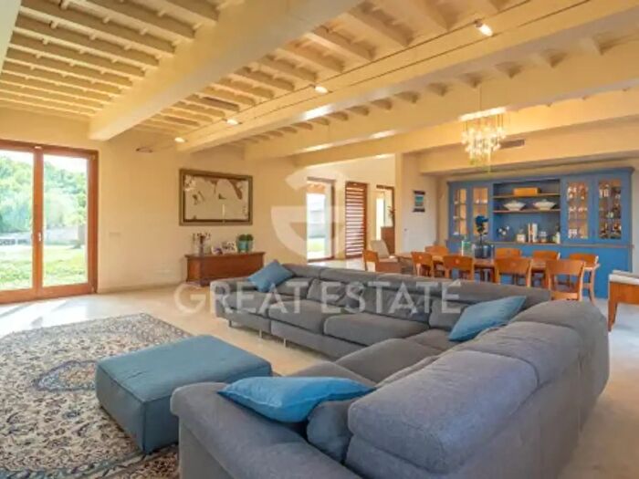 Casa con 6 locali in vendita in Piazza Arduino Casprini, San Giovanni Valdarno