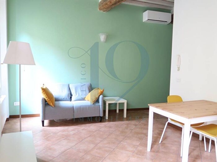 Appartamento bilocale in affitto in Strada Benedetto Cairoli, Centro Storico, Parma