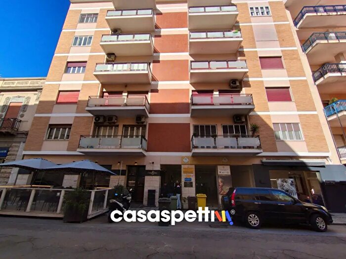 Appartamento con 5 locali in vendita in Corso Giuseppe Garibaldi, Reggio Calabria