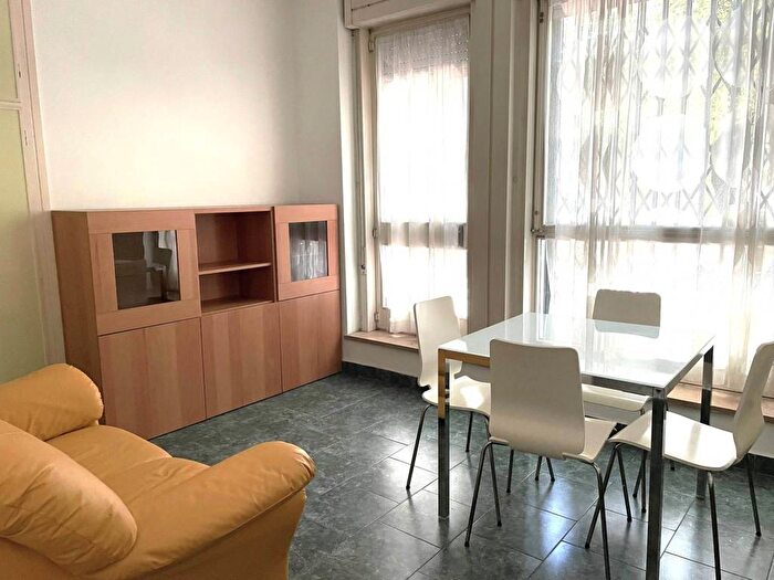 Appartamento monolocale in affitto in Viale Belisario, Pagano, Milano