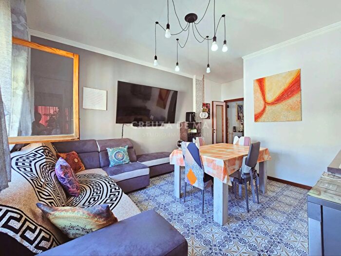 Appartamento quadrilocale in vendita in Via Nino Bixio, Rapallo