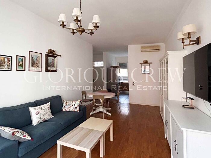 Appartamento trilocale in affitto in Via Olmetto, Carrobbio, Milano