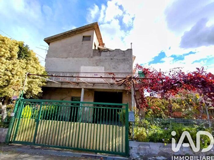 Casa con 15 locali in vendita in Via Piano Annunziata, Montagnareale