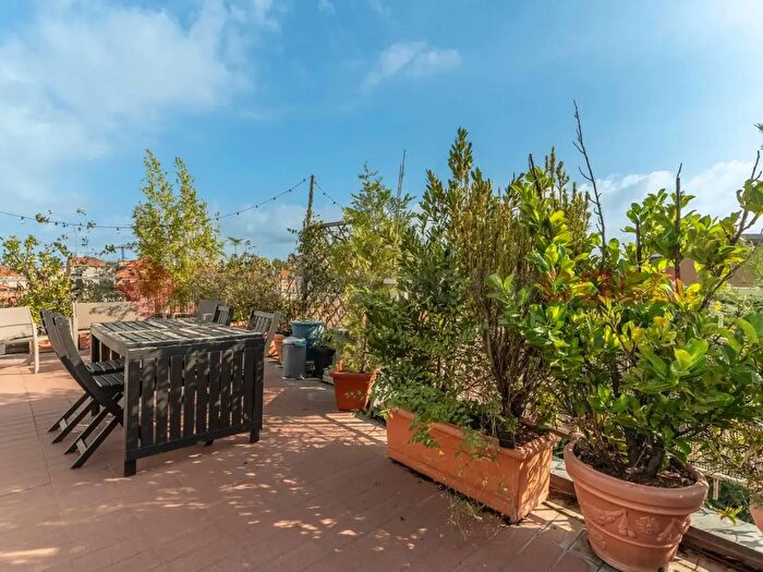 Appartamento bilocale in vendita in Via Lago di Nemi, Milano