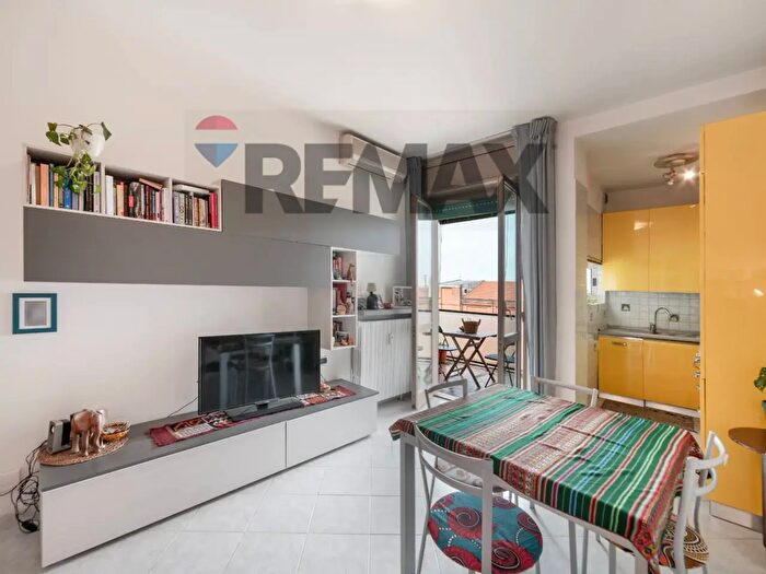 Appartamento trilocale in vendita in Milano