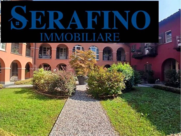 Appartamento con 6 locali in affitto in Via della Pace, Centro Storico, Chieri