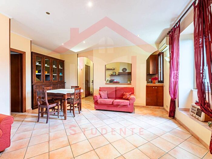 Appartamento trilocale in affitto in Via Giaveno, Casalotti, Roma