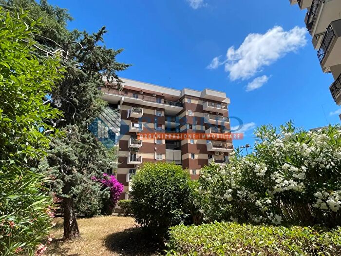Appartamento con 5 locali in vendita in Via Saverio Lioce, Bari
