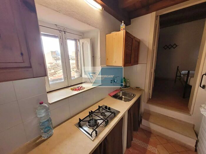 Appartamento con 5 locali in vendita in Noto