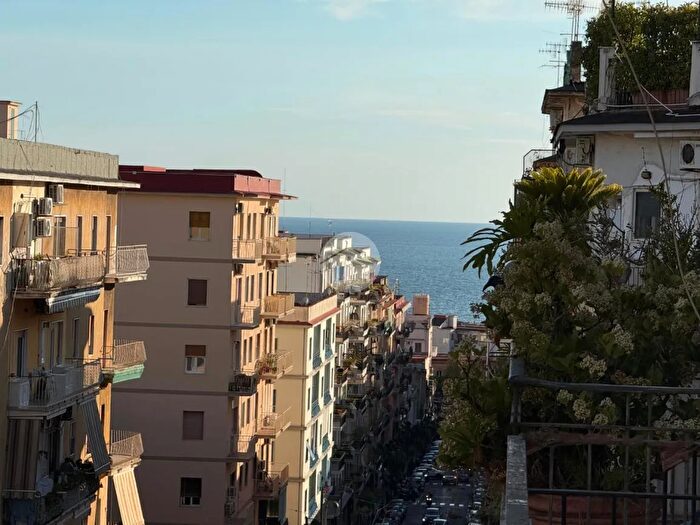 Appartamento quadrilocale in vendita in Via Libertà, Portici