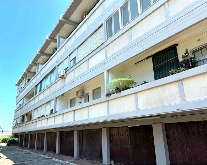 Appartamento trilocale in vendita in Brindisi