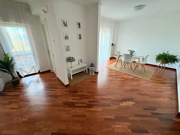 Casa con 6 locali in vendita in Via Capitano, Castiglione Cosentino