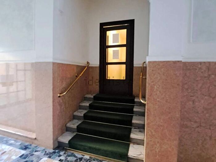 Appartamento quadrilocale in affitto in Via San Secondo, Crocetta, Torino