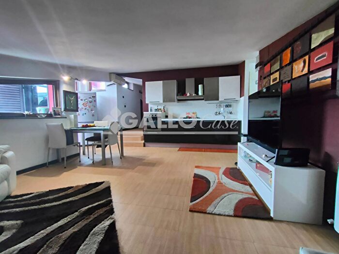 Casa trilocale in vendita in Via della Pace Castrolibero, Castrolibero