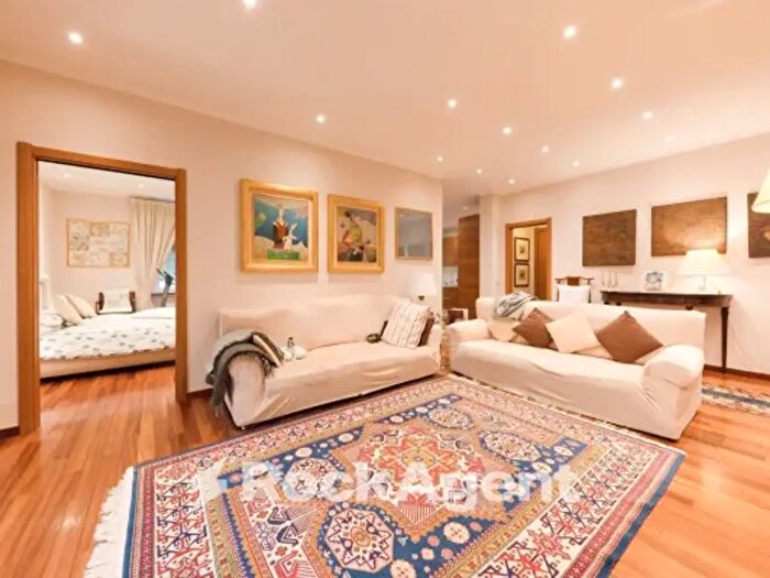 Appartamento trilocale in vendita in Via Paolo Giacometti, Genova