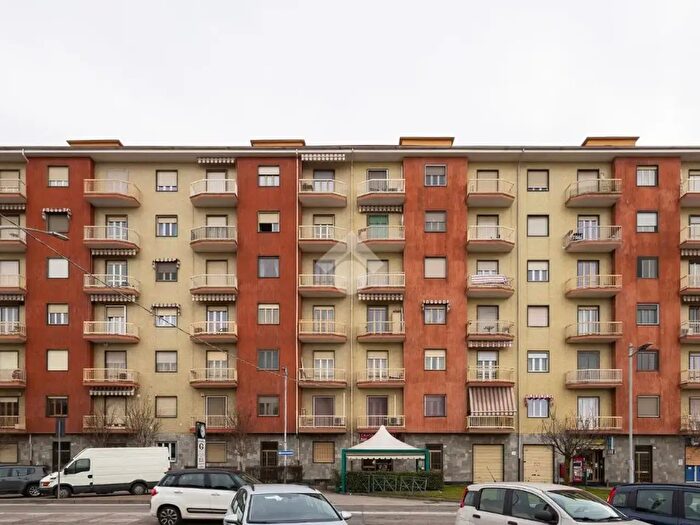 Appartamento trilocale in vendita in Via Rivarolo, Mappano