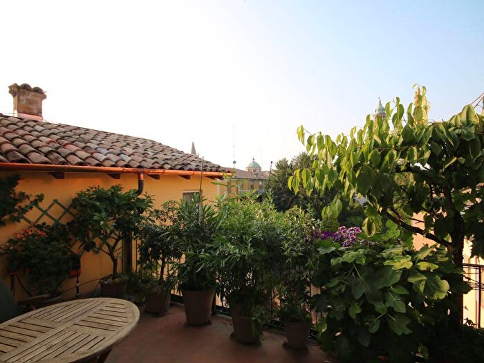 Appartamento quadrilocale in affitto in Strada della Repubblica, Centro Storico, Parma