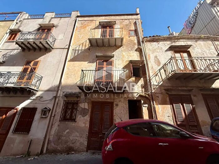 Appartamento bilocale in vendita in Via Vittorio Emanuele Orlando, Carini