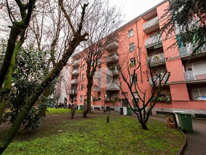 Appartamento bilocale in vendita in Via Mac Mahon, Milano