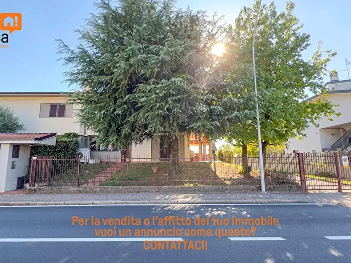 Casa con 5 locali in vendita in Via Gallarate, Pregnana Milanese