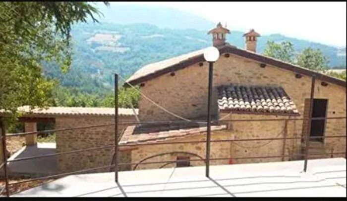 Casa monolocale in vendita in Località Cupacci, Foligno