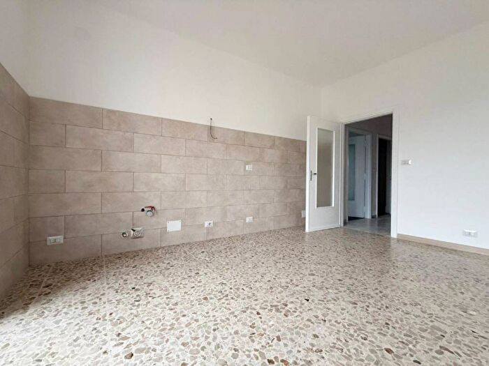 Appartamento trilocale in affitto in Via Piero Gobetti, Ospedale Cottolengo, Pinerolo