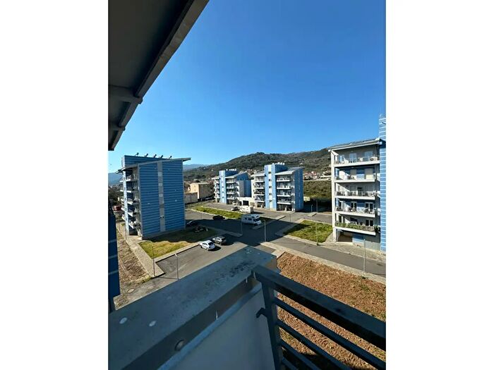 Appartamento quadrilocale in vendita in Via Isaac Newton Snc, Lamezia Terme