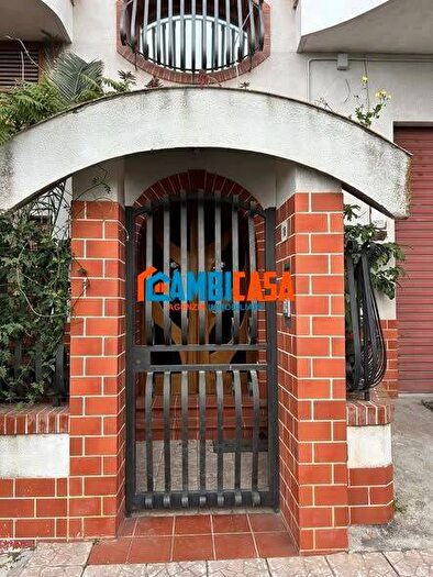 Appartamento quadrilocale in affitto in Belmonte Chiavelli, Palermo