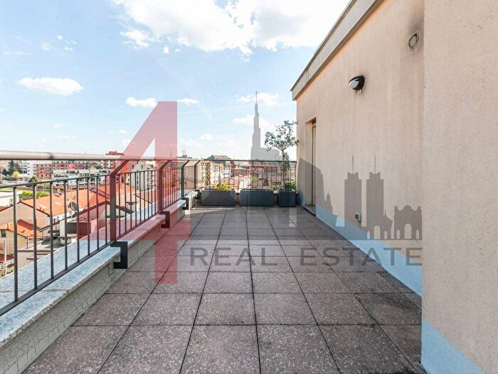 Casa trilocale in affitto in Via Comune Antico, Greco Segnano, Milano