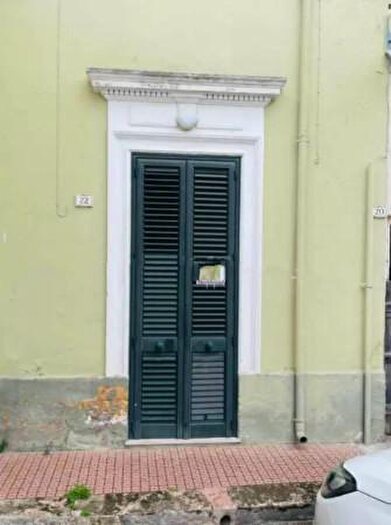 Casa con 5 locali in vendita in Via Nuova, Squinzano