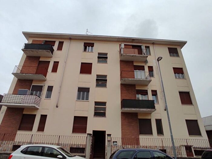 Appartamento trilocale in affitto in Via Giosuè Borsi, Santa Rita, Novara