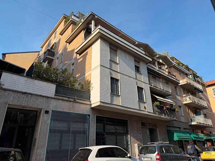 Appartamento bilocale in affitto in Via Roggia Scagna, Rovereto, Milano
