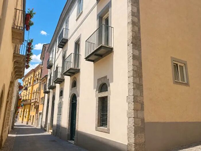 Appartamento trilocale in affitto in Via Cesare Battisti, Potenza