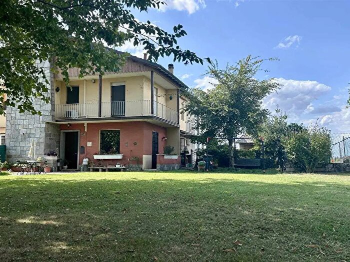 Casa con 7 locali in vendita in Via Saletto, Bentivoglio