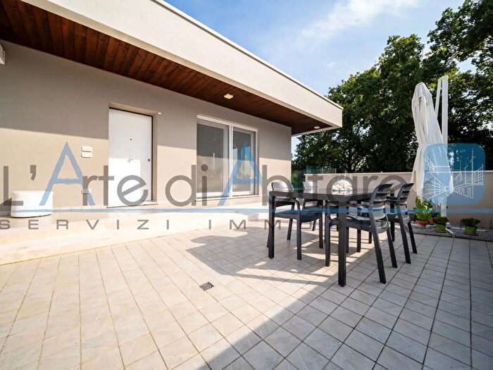 Appartamento trilocale in vendita in Rimini