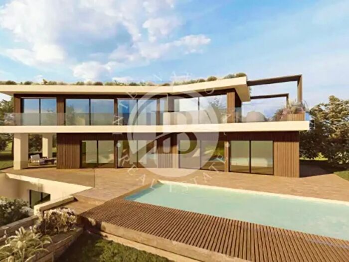 Casa con 6 locali in vendita in Lonato