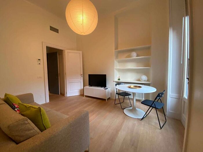 Appartamento bilocale in affitto in Via Cappuccio, SantAmbrogio, Milano