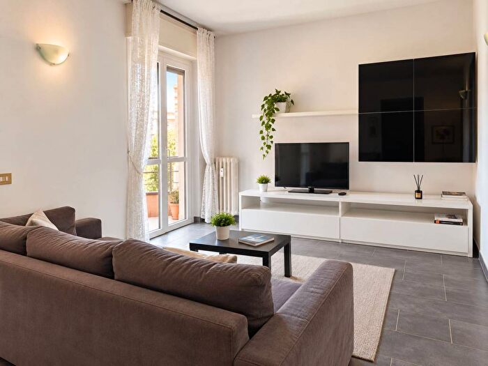 Appartamento bilocale in affitto in Viale Don Luigi Orione, Cimiano, Milano