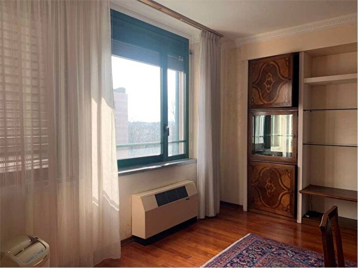 Appartamento con 6 locali in affitto in Via Sani, Stazione Reggiane, Reggio Emilia