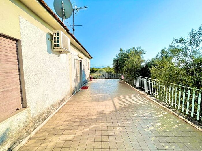 Appartamento trilocale in vendita in Via del Cesenese, Sonnino