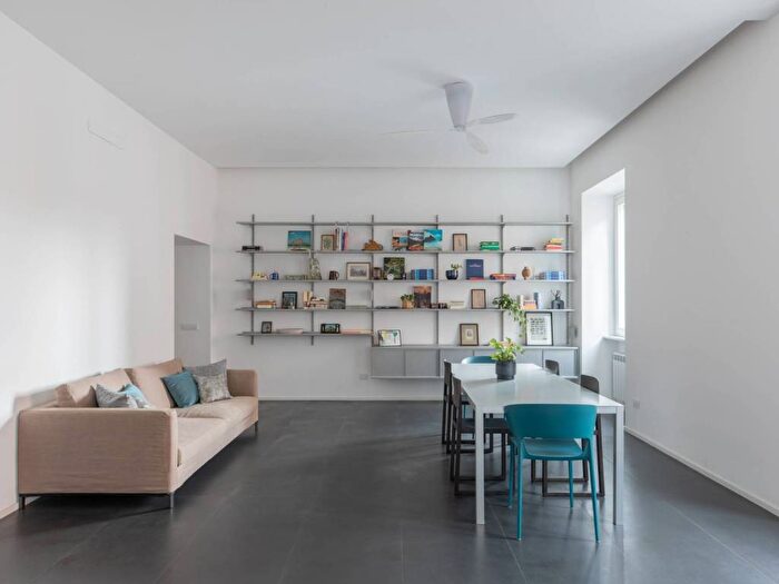 Appartamento bilocale in affitto in Piazza Vittorio Emanuele II, Esquilino, Roma