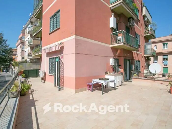 Appartamento trilocale in vendita in Circonvallazione Gianicolense, Roma