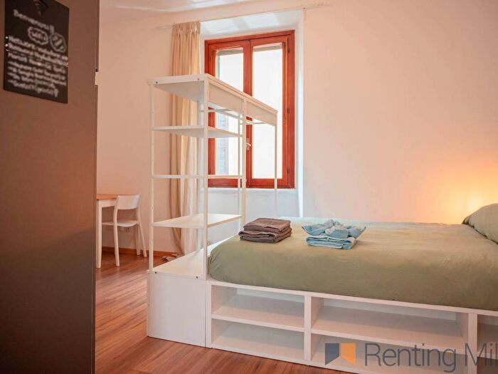 Appartamento monolocale in affitto in Via Sartirana, Navigli Darsena, Milano