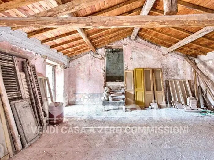 Appartamento con 6 locali in vendita in Piazza Umberto I, Supino
